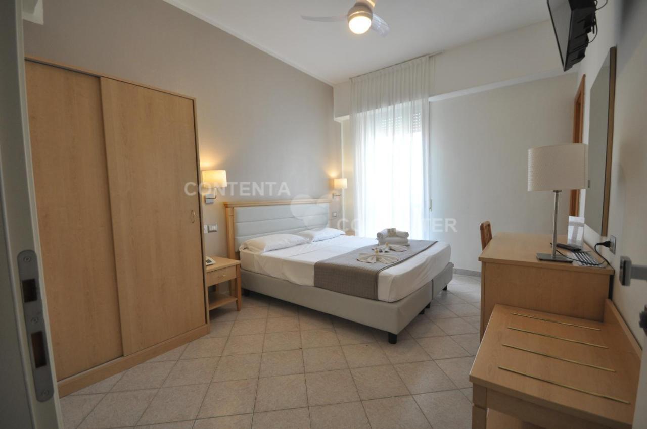 Hotel Adriatic&Beauty Rimini Kültér fotó