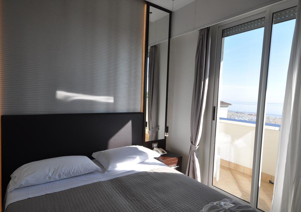 Hotel Adriatic&Beauty Rimini Kültér fotó