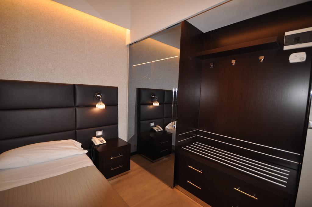 Hotel Adriatic&Beauty Rimini Kültér fotó