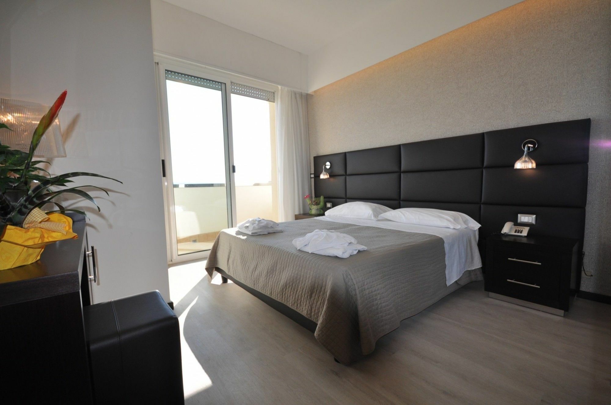 Hotel Adriatic&Beauty Rimini Kültér fotó